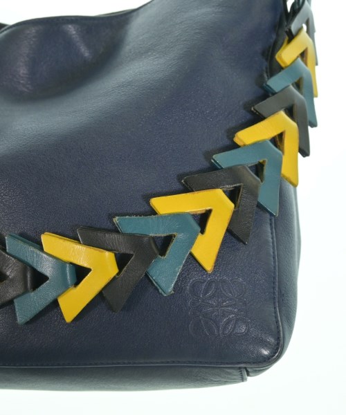 LOEWE（ロエベ）ショルダーバッグ 紺 サイズ:- レディース/2200678116494