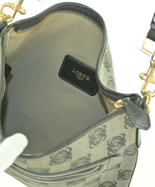 LOEWE（ロエベ）ショルダーバッグ グレー サイズ:- レディース/2200676781021
