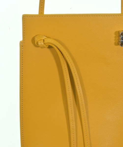 LOEWE（ロエベ）ショルダーバッグ 黄 サイズ:- レディース/2200681430525
