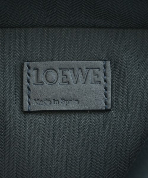 LOEWE（ロエベ）ショルダーバッグ 紺 サイズ:- レディース/2200693935292