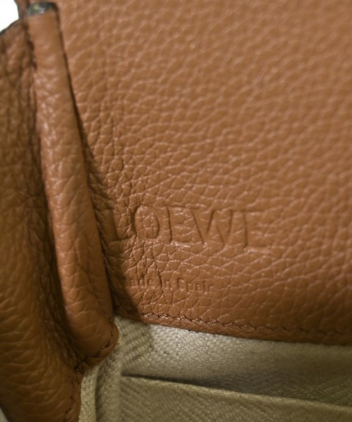 LOEWE（ロエベ）ショルダーバッグ 茶 サイズ:- レディース/2200694963218