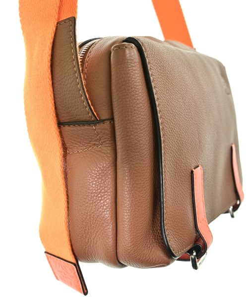 LOEWE（ロエベ）ショルダーバッグ 茶 サイズ:- レディース/2200695658335