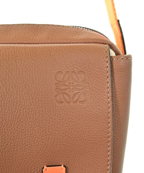 LOEWE（ロエベ）ショルダーバッグ 茶 サイズ:- レディース/2200695658335
