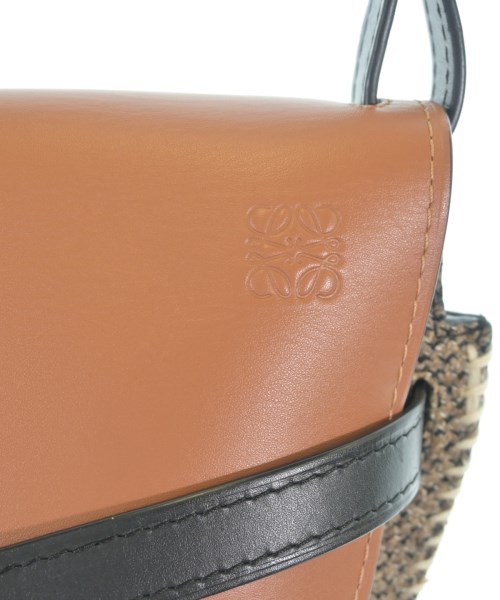LOEWE（ロエベ）ショルダーバッグ 茶 サイズ:- レディース/2200695511043