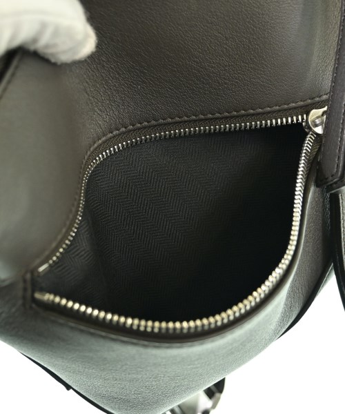 LOEWE（ロエベ）ショルダーバッグ グレー サイズ:- レディース/2200696608018