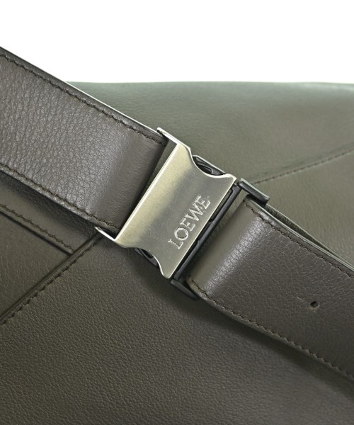 LOEWE（ロエベ）ショルダーバッグ グレー サイズ:- レディース/2200696608018