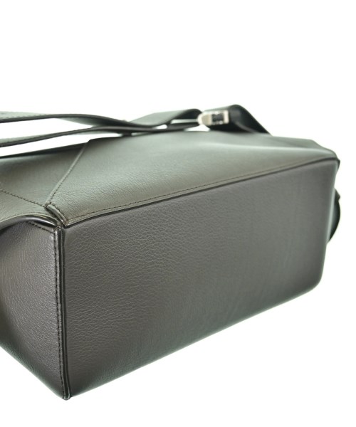 LOEWE（ロエベ）ショルダーバッグ グレー サイズ:- レディース/2200696608018