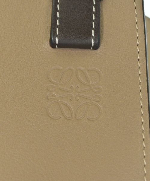 LOEWE（ロエベ）ショルダーバッグ ベージュ サイズ:- レディース/2200698824027