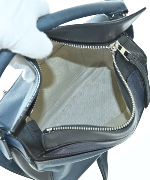 LOEWE（ロエベ）ショルダーバッグ 青 サイズ:- レディース/2200698824034