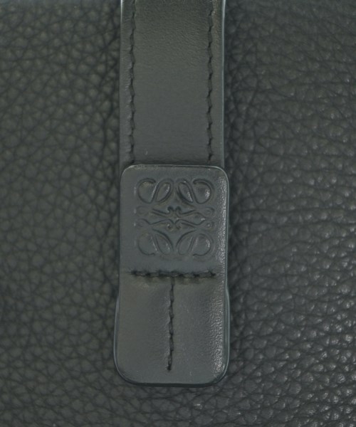 LOEWE（ロエベ）ショルダーバッグ 黒 サイズ:- レディース/2200698720039