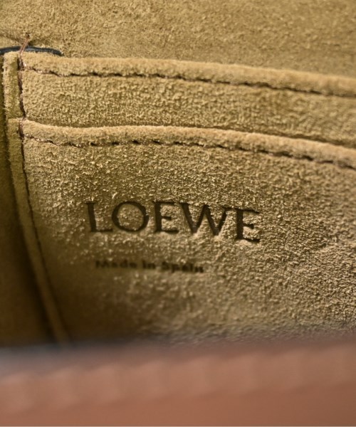 LOEWE（ロエベ）ショルダーバッグ 茶 サイズ:- レディース/2200702125348