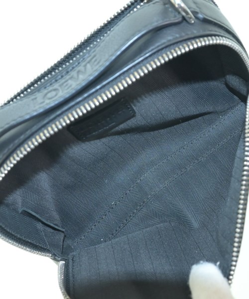 LOEWE（ロエベ）ショルダーバッグ 黒 サイズ:- レディース/2200702125539