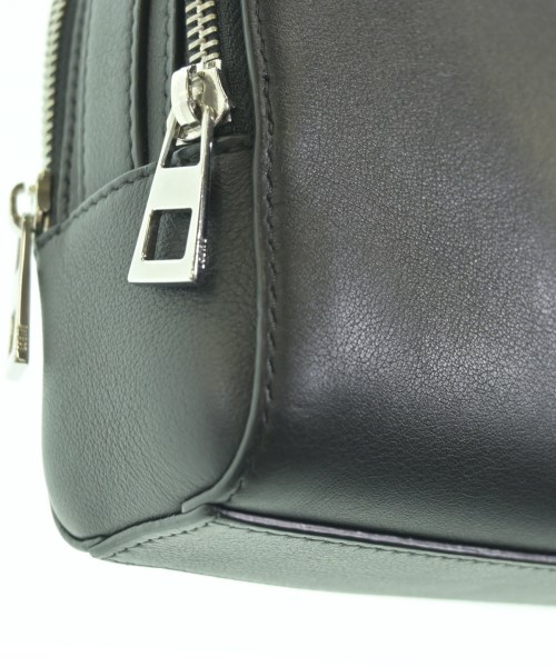 LOEWE（ロエベ）ショルダーバッグ 黒 サイズ:- レディース/2200702125539