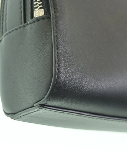 LOEWE（ロエベ）ショルダーバッグ 黒 サイズ:- レディース/2200702125539