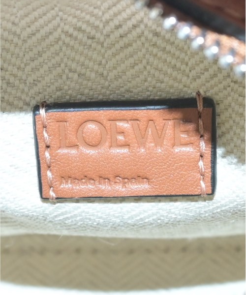 LOEWE（ロエベ）ショルダーバッグ 茶 サイズ:- レディース/2200702125775