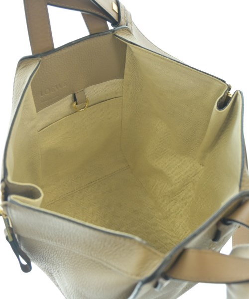 LOEWE（ロエベ）ショルダーバッグ ベージュ サイズ:- レディース/2200702127229