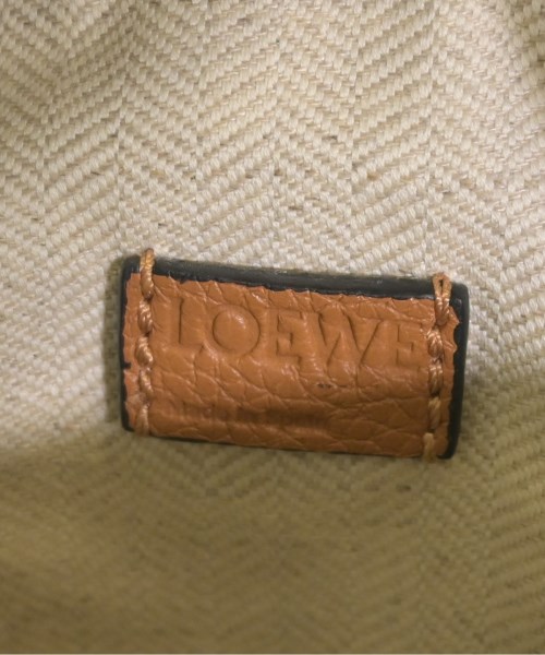 LOEWE（ロエベ）ショルダーバッグ 茶 サイズ:- レディース/2200702127380