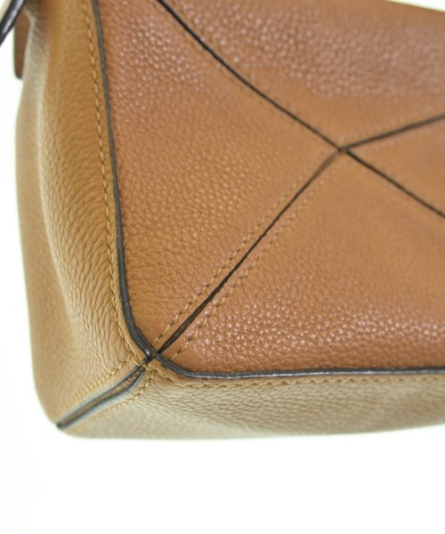 LOEWE（ロエベ）ショルダーバッグ 茶 サイズ:- レディース/2200702127380