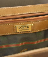 LOEWE（ロエベ）ショルダーバッグ 茶 サイズ:- レディース/2200655573012