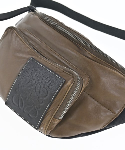 LOEWE（ロエベ）ショルダーバッグ 茶 サイズ:- レディース/2200462411620