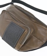 LOEWE（ロエベ）ショルダーバッグ 茶 サイズ:- レディース/2200462411620