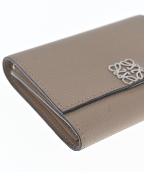 LOEWE（ロエベ）財布・コインケース ベージュ サイズ:- レディース/2200656860906