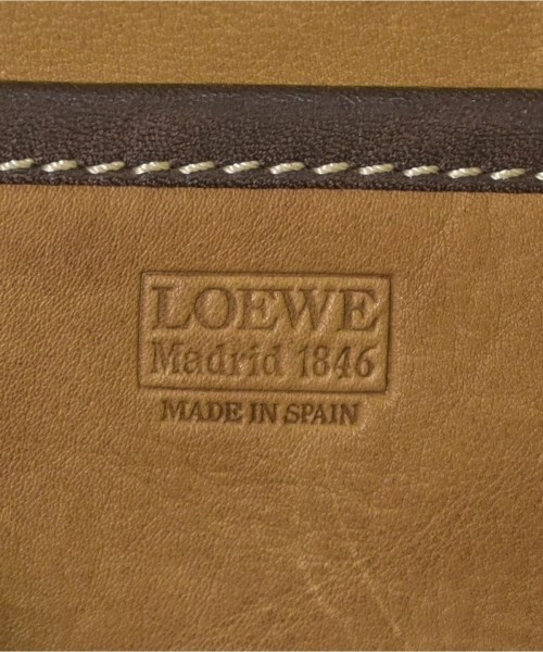LOEWE（ロエベ）ショルダーバッグ 茶 サイズ:- レディース/2200653805139