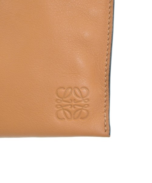 LOEWE（ロエベ）ショルダーバッグ ベージュ サイズ:- レディース/2200660766317