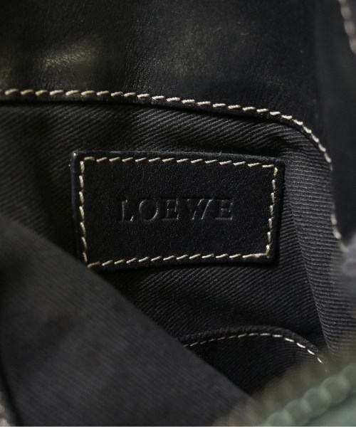 LOEWE（ロエベ）ショルダーバッグ 黒 サイズ:- レディース/2200660766676