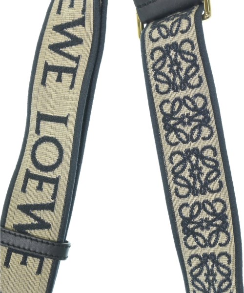 LOEWE（ロエベ）ショルダーバッグ 黒 サイズ:- レディース/2200662073109