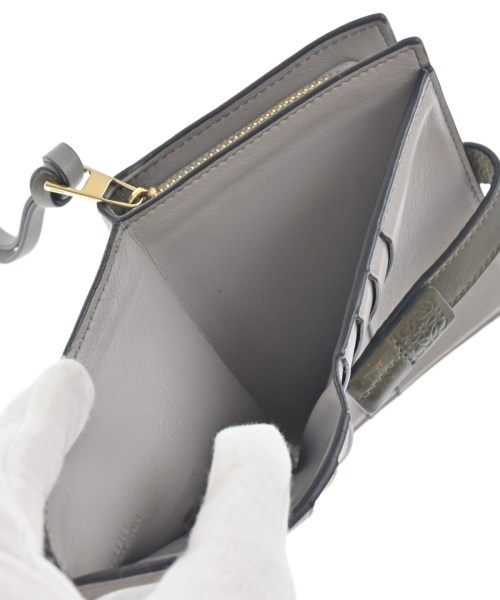 LOEWE（ロエベ）財布・コインケース カーキ サイズ:- レディース/2200710730299