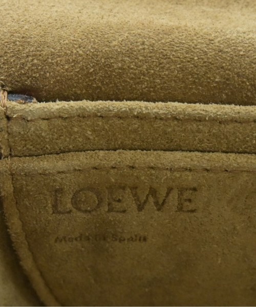 LOEWE（ロエベ）ショルダーバッグ 赤 サイズ:- レディース/2200715702017