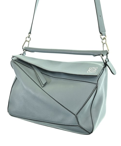 LOEWE（ロエベ）ショルダーバッグ 青 サイズ:- レディース/2200715702680