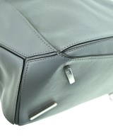 LOEWE（ロエベ）ショルダーバッグ 青 サイズ:- レディース/2200715702680