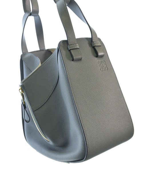 LOEWE（ロエベ）ショルダーバッグ グレー サイズ:- レディース/2200717697045