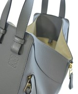 LOEWE（ロエベ）ショルダーバッグ グレー サイズ:- レディース/2200717697045
