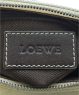 LOEWE（ロエベ）ショルダーバッグ 白 サイズ:- レディース/2200718710439