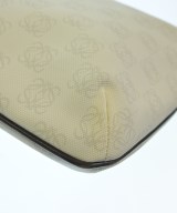 LOEWE（ロエベ）ショルダーバッグ 白 サイズ:- レディース/2200718710439