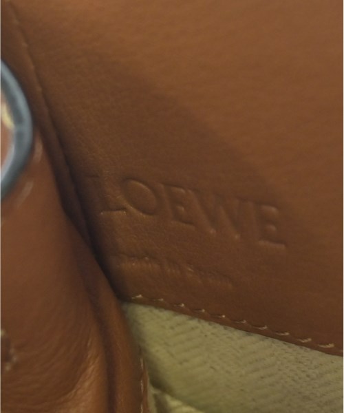 LOEWE（ロエベ）ショルダーバッグ ベージュ サイズ:- レディース/2200708795279