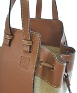 LOEWE（ロエベ）ショルダーバッグ ベージュ サイズ:- レディース/2200708795279