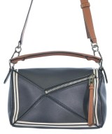 LOEWE（ロエベ）ショルダーバッグ 紺 サイズ:- レディース/2200645208054