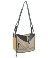 LOEWE（ロエベ）ショルダーバッグ ベージュ サイズ:- レディース/2200645295016