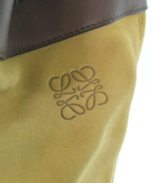 LOEWE（ロエベ）ショルダーバッグ 茶 サイズ:- レディース/2200645421026