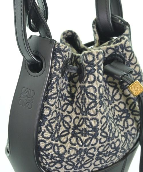 LOEWE（ロエベ）ショルダーバッグ 黒 サイズ:- レディース/2200647666012