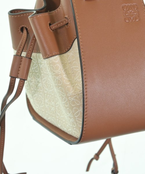 LOEWE（ロエベ）ショルダーバッグ 茶 サイズ:- レディース/2200647666029