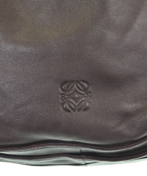 LOEWE（ロエベ）ショルダーバッグ 茶 サイズ:- レディース/2200652144420