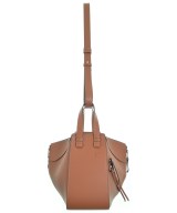 LOEWE（ロエベ）ショルダーバッグ 茶 サイズ:- レディース/2200653709017