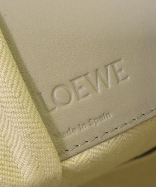 LOEWE（ロエベ）ショルダーバッグ グレー サイズ:SMALL レディース/2200706985016