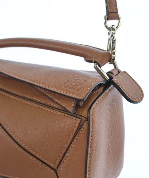 LOEWE（ロエベ）ショルダーバッグ 茶 サイズ:- レディース/2200709604716