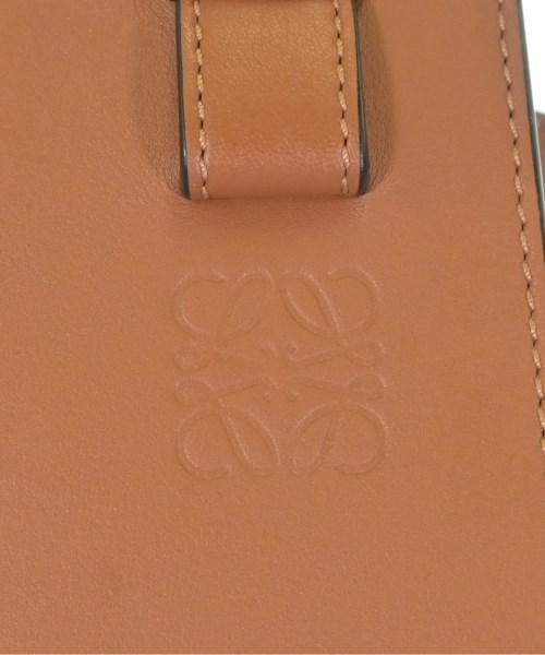 LOEWE（ロエベ）ショルダーバッグ 茶 サイズ:- レディース/2200710445179